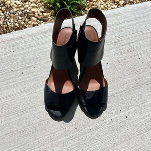 Lucky Brand Black Leather Open-Toe Ankle Cuff Sandals